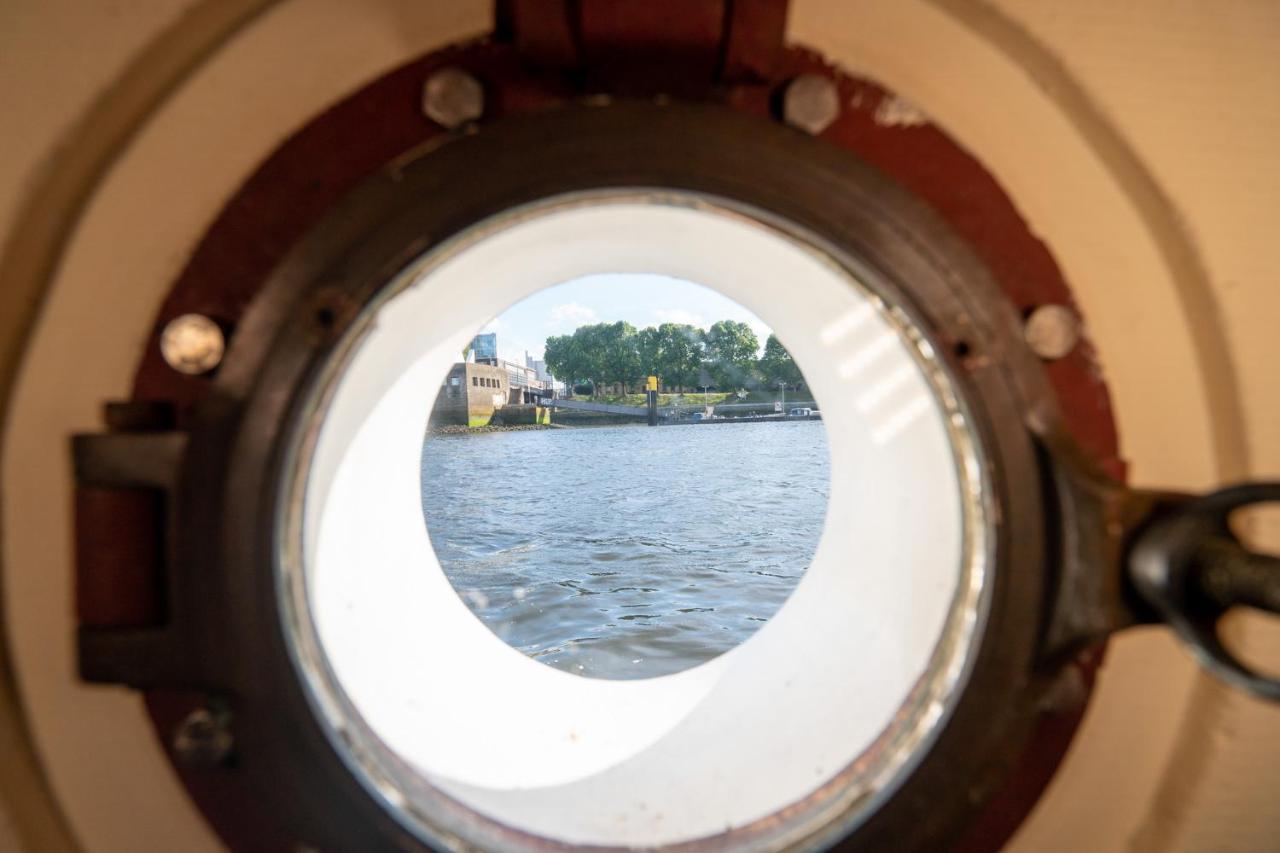 Kuestenmotorschiff Aventura BRE Exteriör bild